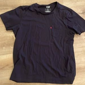 Men’s Levi’s Tshirt